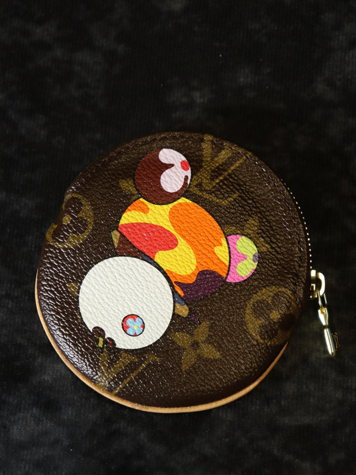 美品 LOUIS VUITTON ルイ・ヴィトン ポルトモネ・ロン M61928 コインケース プティ・パンダ 村上隆 スーパーフラット モノグラムキャンバス ブラウン