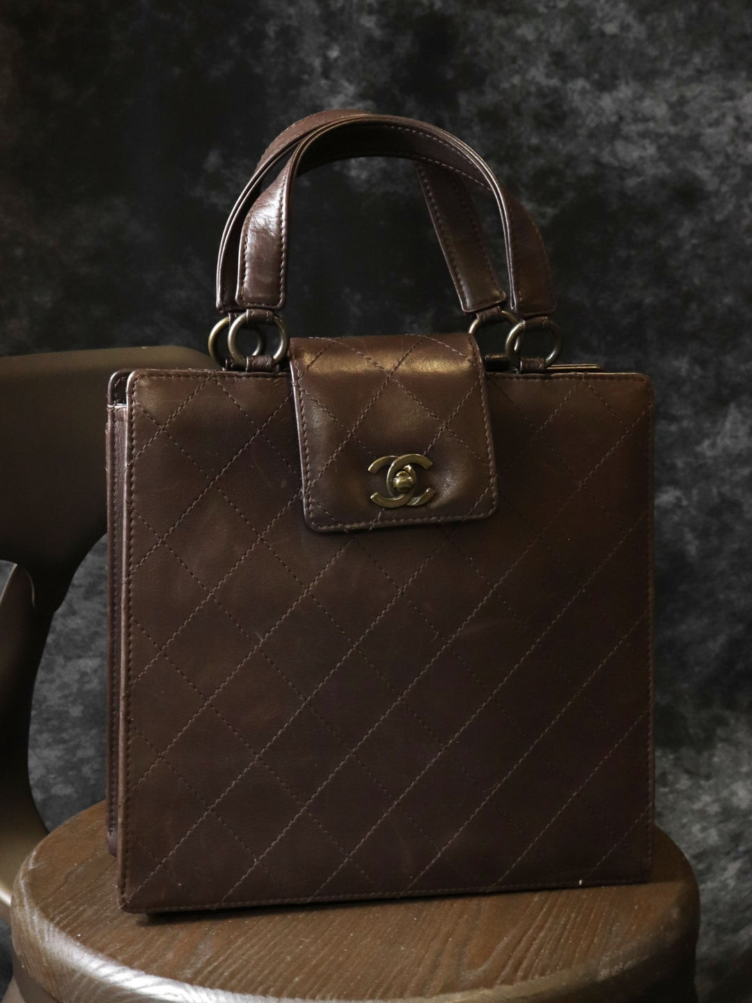 CHANEL シャネル ハンドバッグ マトラッセ レザー ターンロック ヴィンテージ ブラウン ユニセックス