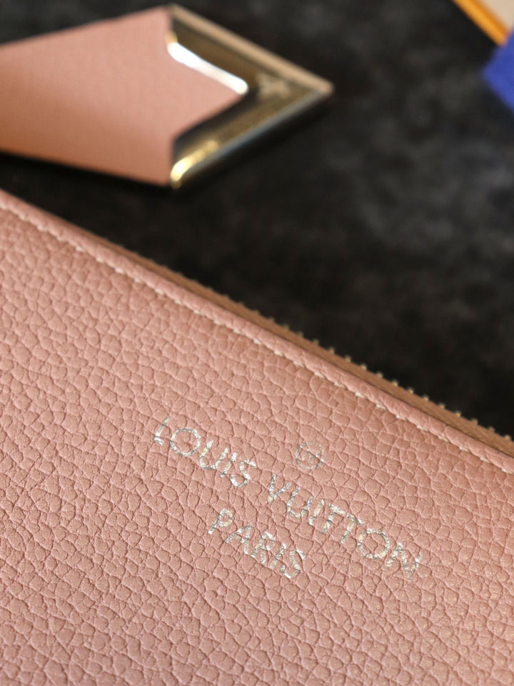 LOUIS VUITTON ルイ・ヴィトン M60148 ポルトフォイユ コメット 箱付 長財布 レザー マグノリア ピンク