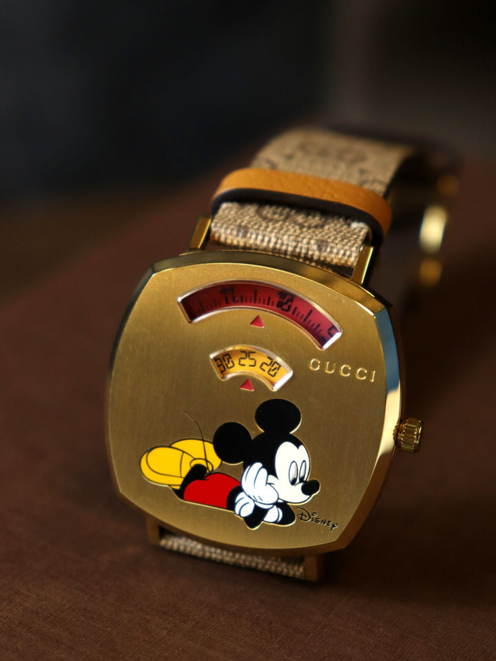 美品 GUCCI グッチ 腕時計 箱付 グリップ YA157420/157.4 クォーツ ミッキー ディズニー コラボ ゴールド ブランド