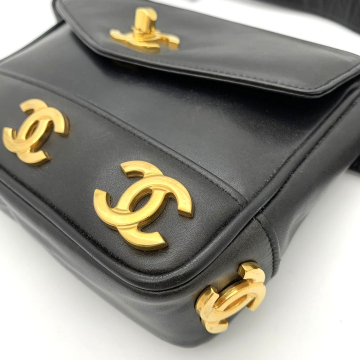 CHANEL シャネル ウエストバッグ トリプル ココマーク レザー ブラック