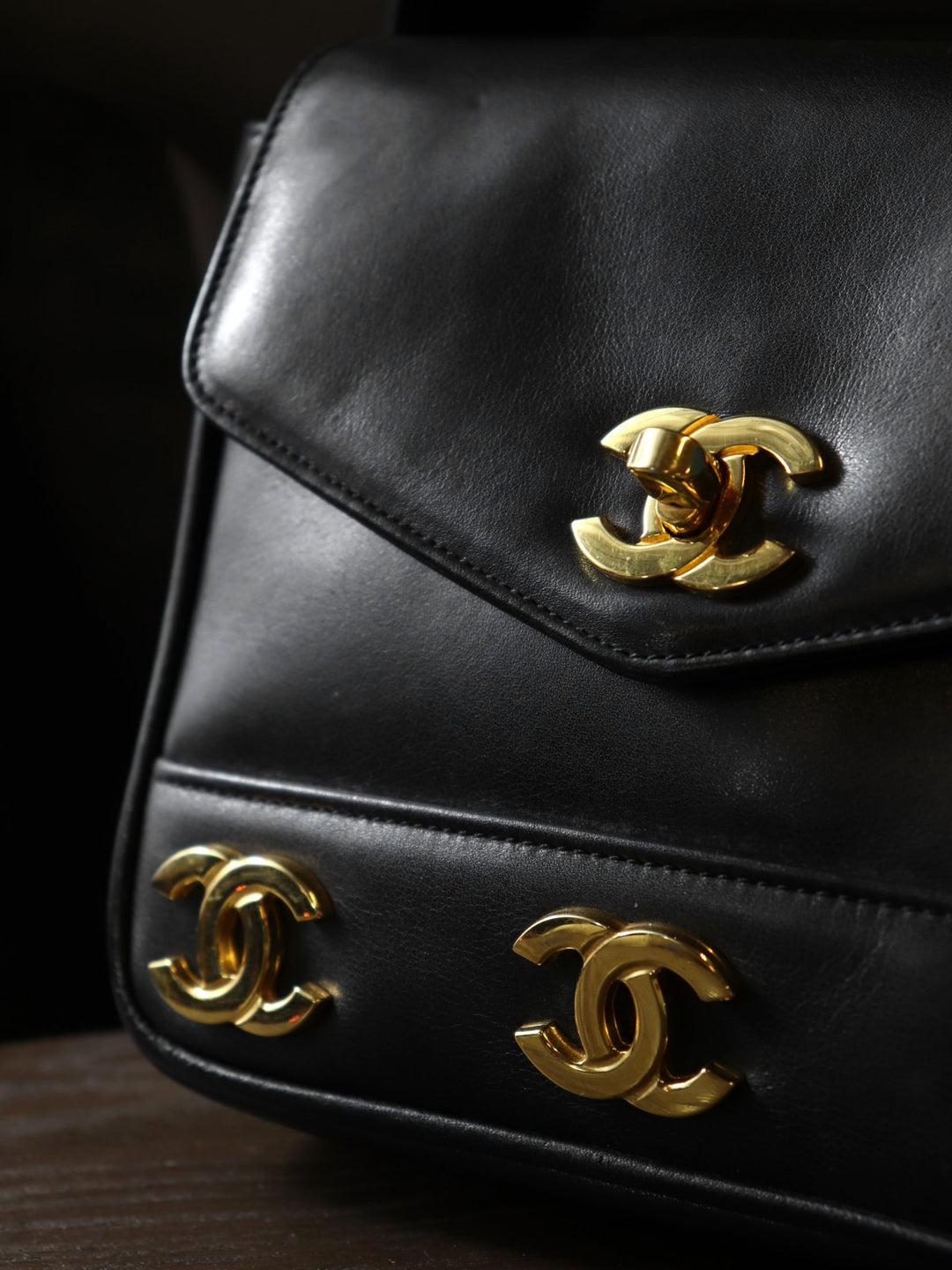 CHANEL シャネル ウエストバッグ トリプル ココマーク レザー ブラック