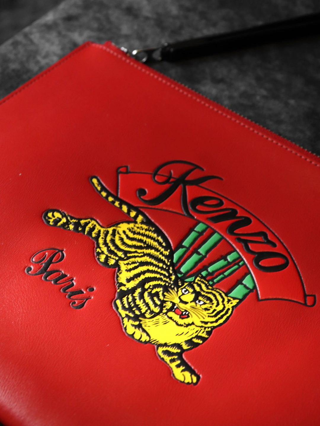 美品 KENZO ケンゾー セカンドバッグ クラッチバッグ ポーチ 虎 タイガー レッド レザー 小物