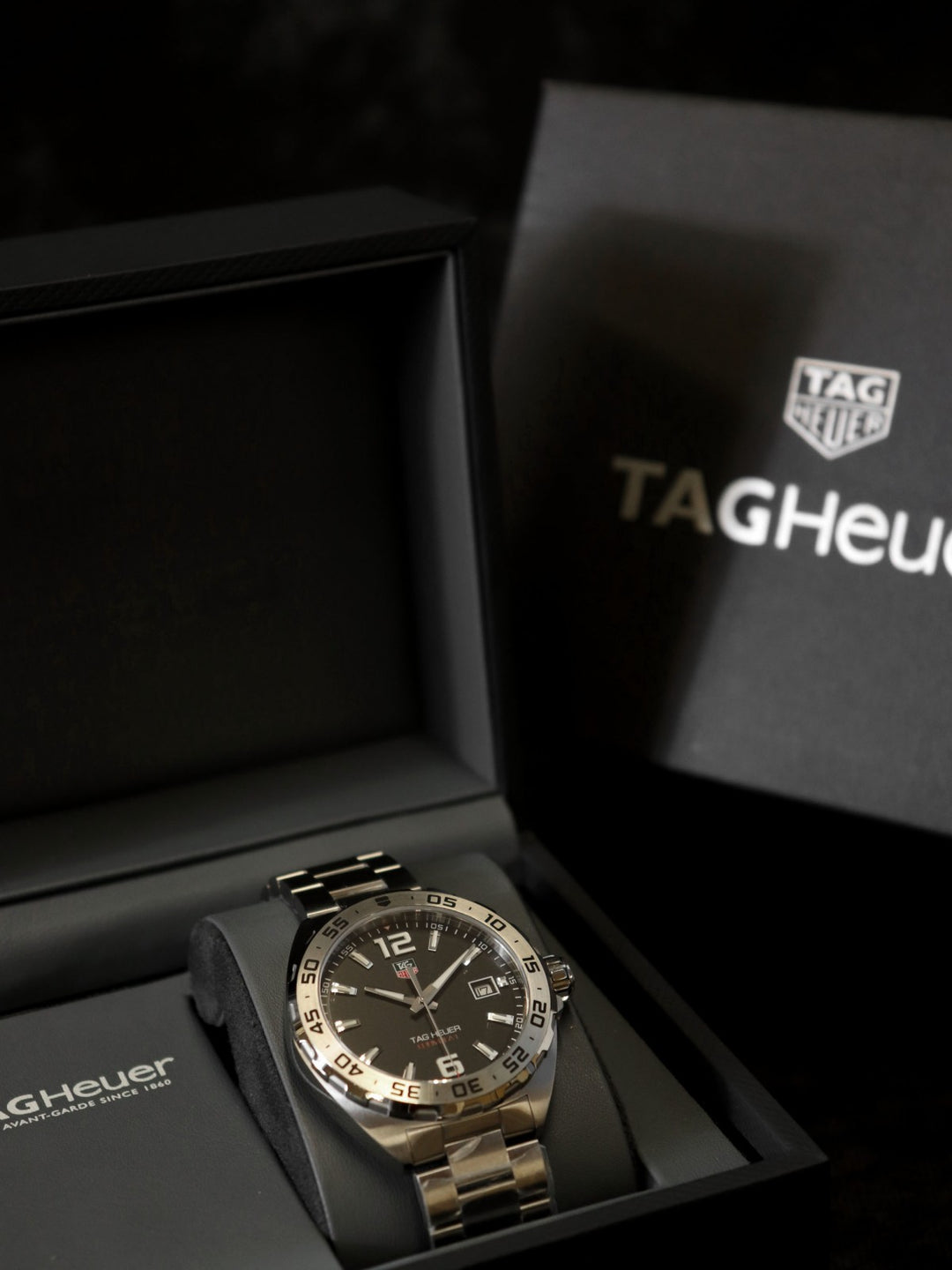 TAG HEUER フォーミュラ1 WAZ1112.BA0875 腕時計 デイト クォーツ 電池式 ブラック