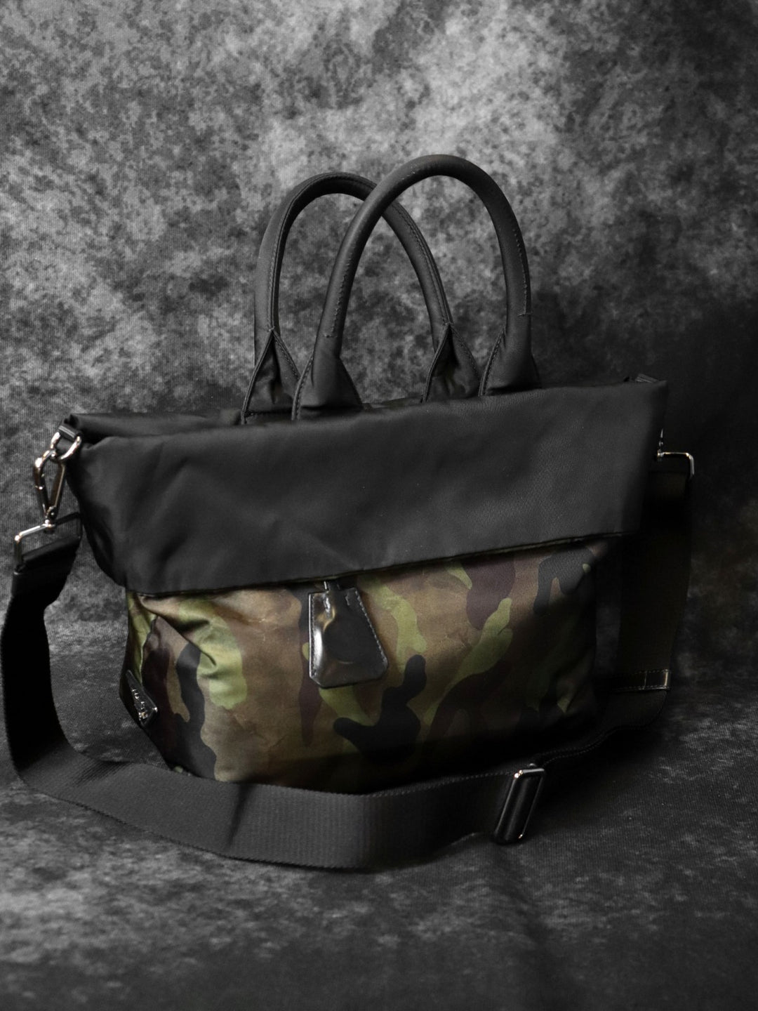 PRADA プラダ 迷彩柄トートバッグ リバーシブル 2way ハンドバッグ ショルダーバッグ ナイロン カーキ グリーン