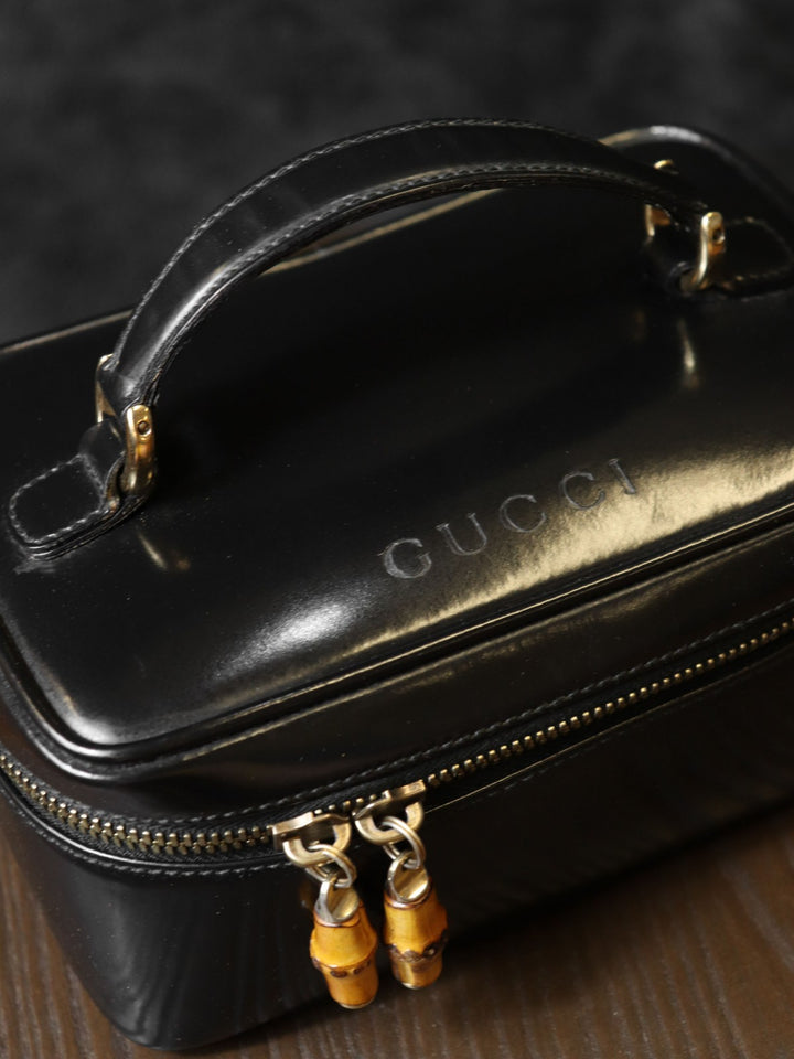GUCCI グッチ バンブー ポーチ 小物入れ メイクBOX バニティバック パテントレザー ブラック