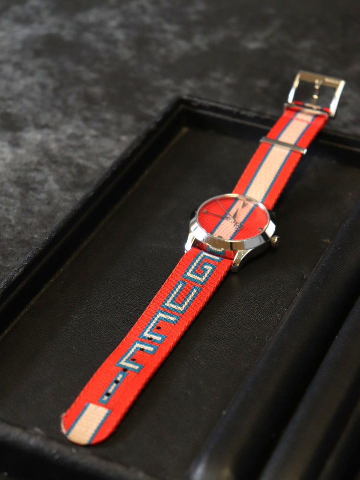 GUCCI グッチ 腕時計 Gタイムレス YA1264070/126.4 SS ナイロン クォーツ マルチ レッド系 ブランド