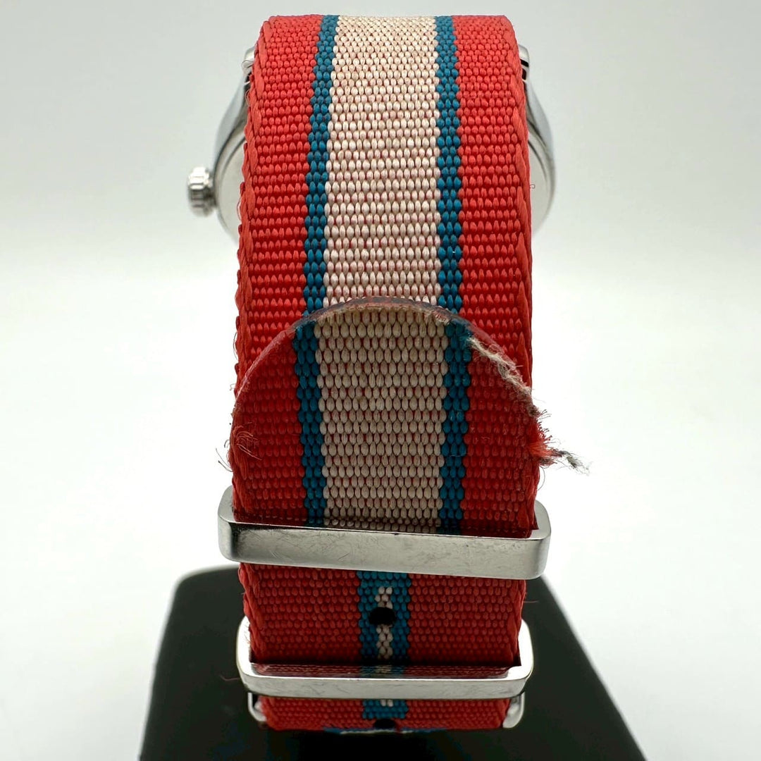 GUCCI グッチ 腕時計 Gタイムレス YA1264070/126.4 SS ナイロン クォーツ マルチ レッド系 ブランド