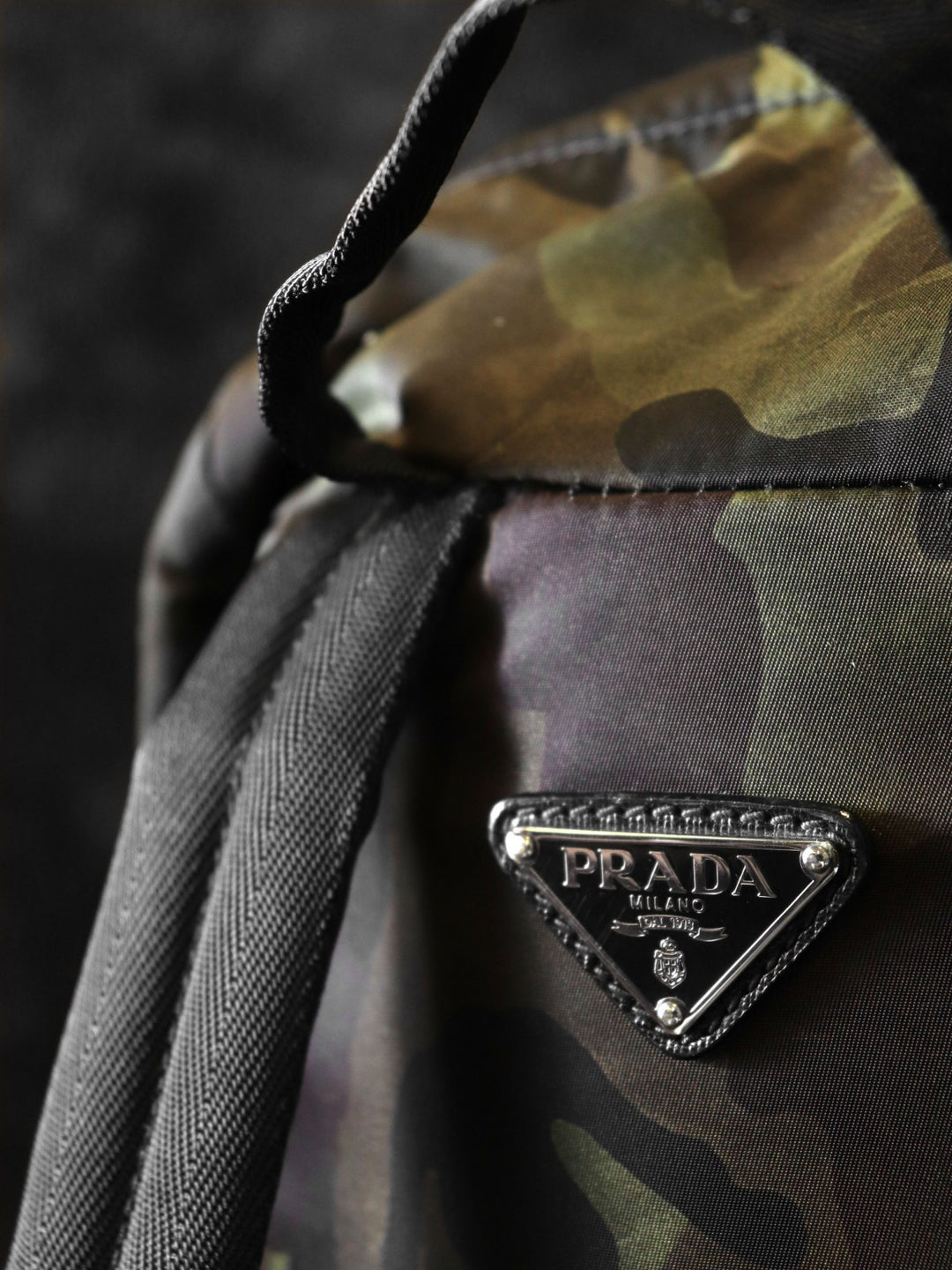 PRADA プラダ リュックサック 迷彩 カモフラ ナイロン カーキ
