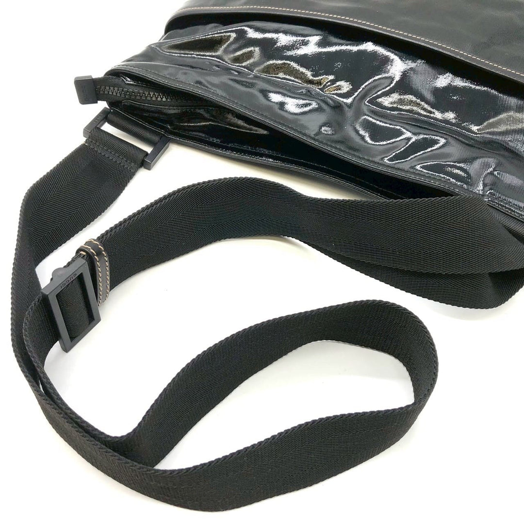 GUCCI グッチ 181093 クレスト ショルダーバッグ エナメル パテント レザー ブラック