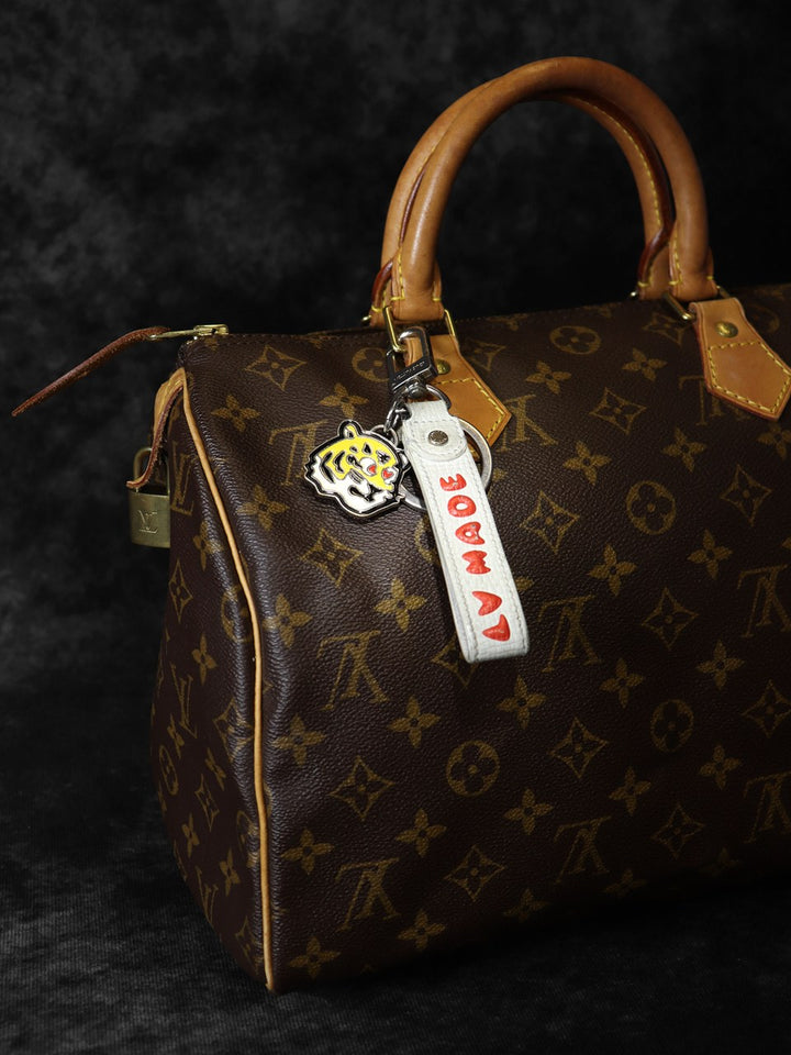LOUIS VUITTON ルイ・ヴィトン ドラゴンヌ LV MADE MP3225 キーホルダー レザー ホワイト
