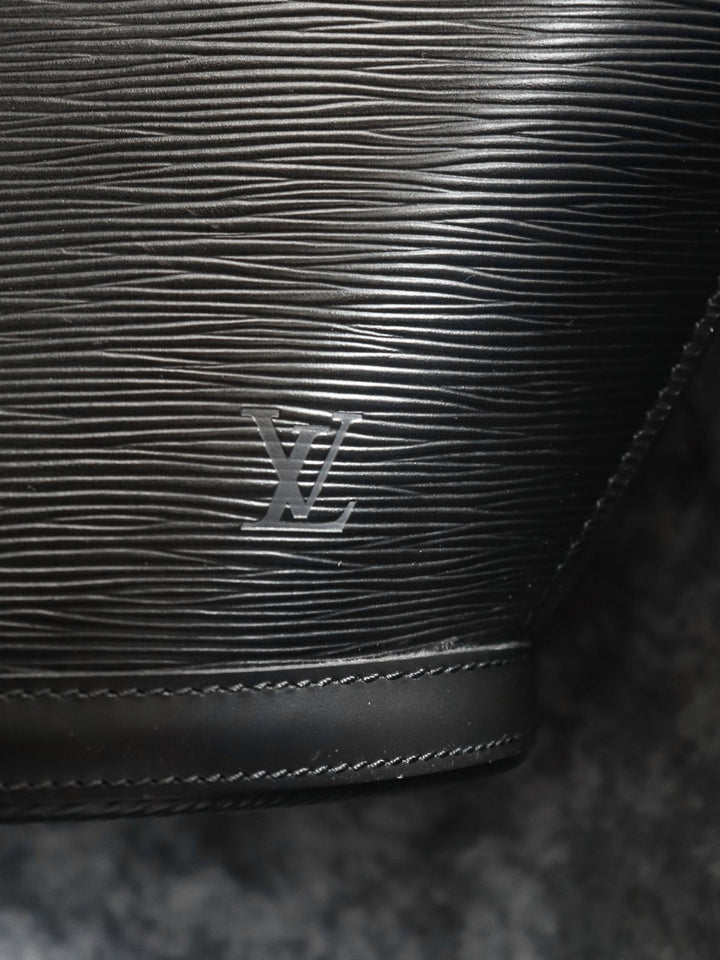 LOUIS VUITTON ルイ・ヴィトン サンジャック M52262 ショルダーバッグ エピレザー ブラック黒 ノワール