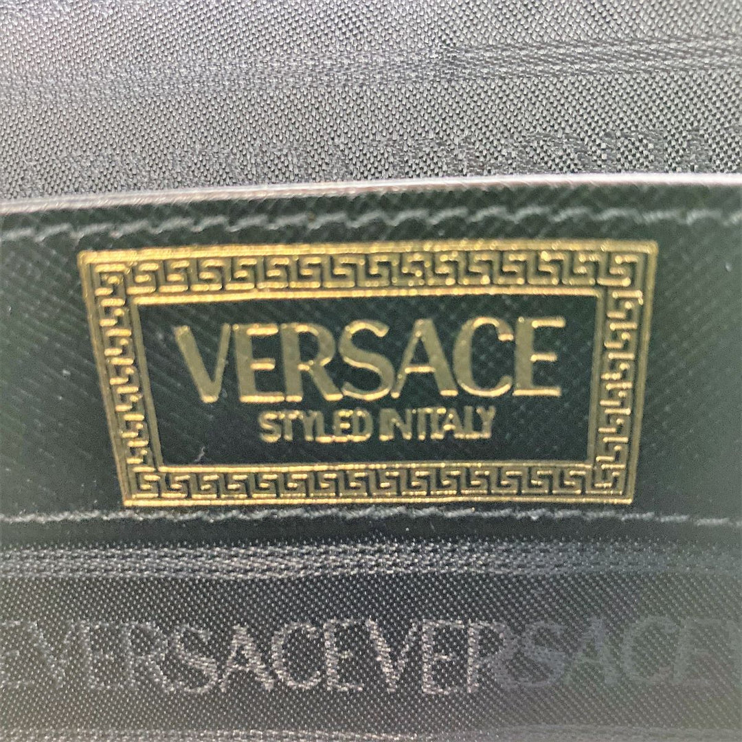 美品 VERSACE ヴェルサーチ バニティバッグ メイクケース コスメ ブラック ゴールドチャーム付き レザー小物