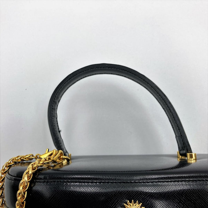美品 VERSACE ヴェルサーチ バニティバッグ メイクケース コスメ ブラック ゴールドチャーム付き レザー小物