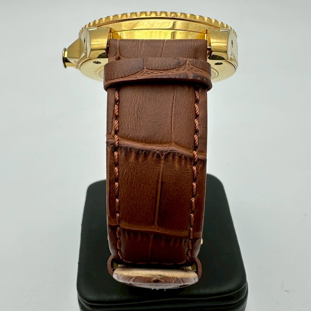 GUCCI グッチ 腕時計 ダイブ YA136219/136.2 デイト スネーク 蛇 へび クォーツ SS ブラック ゴールド レザー ブランド