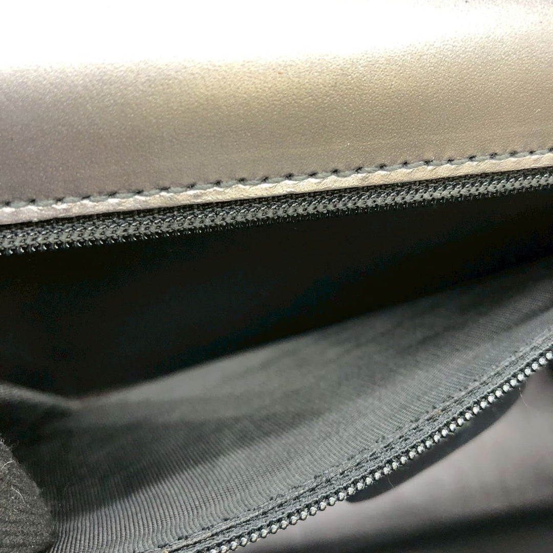 GUCCI グッチ 001 2058 ショルダーバッグ ワンショルダー レザー グレー