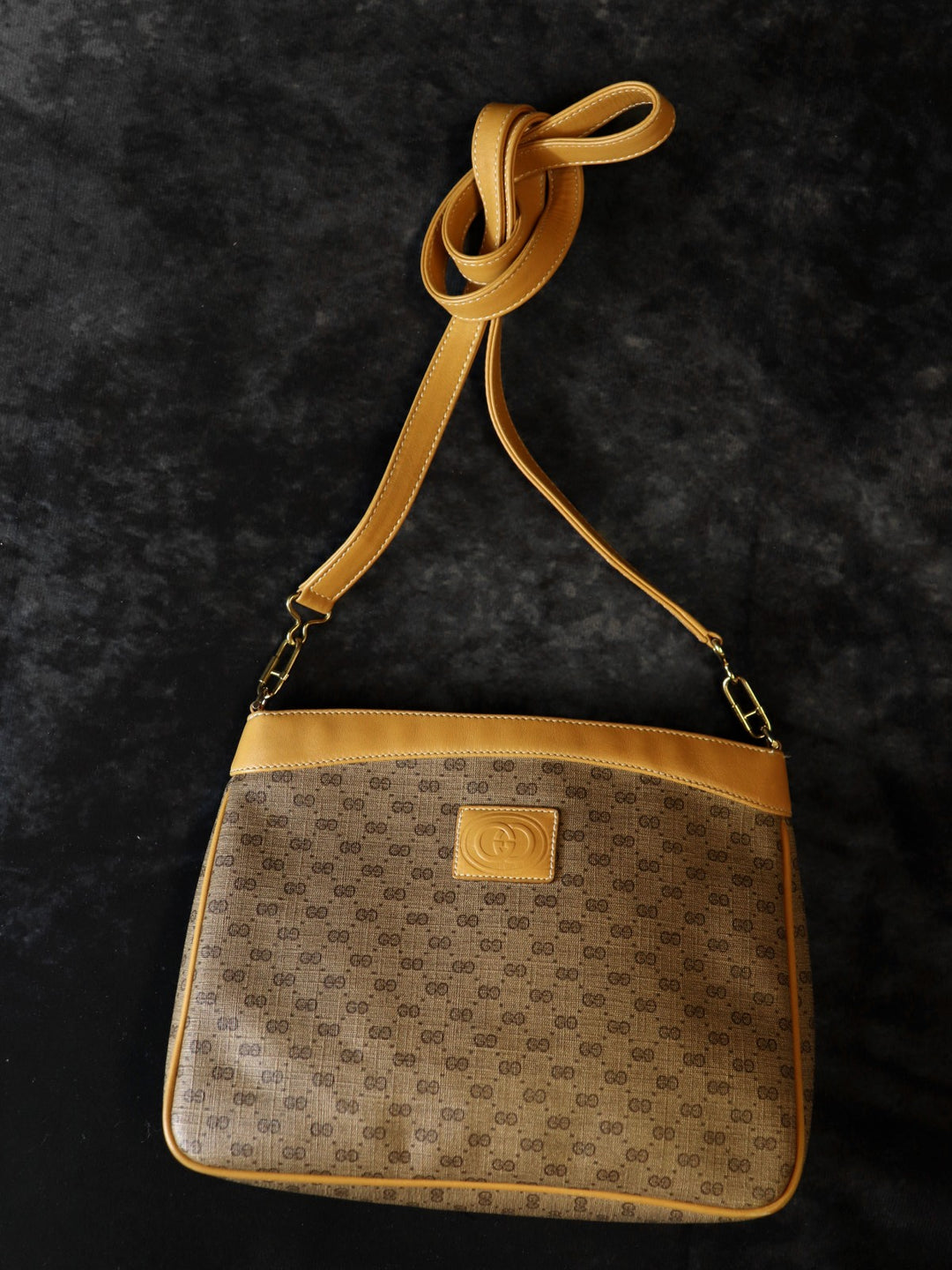 GUCCI グッチ マイクロGG ショルダーバッグ PVC レザー ブラウン オールドグッチ ヴィンテージ
