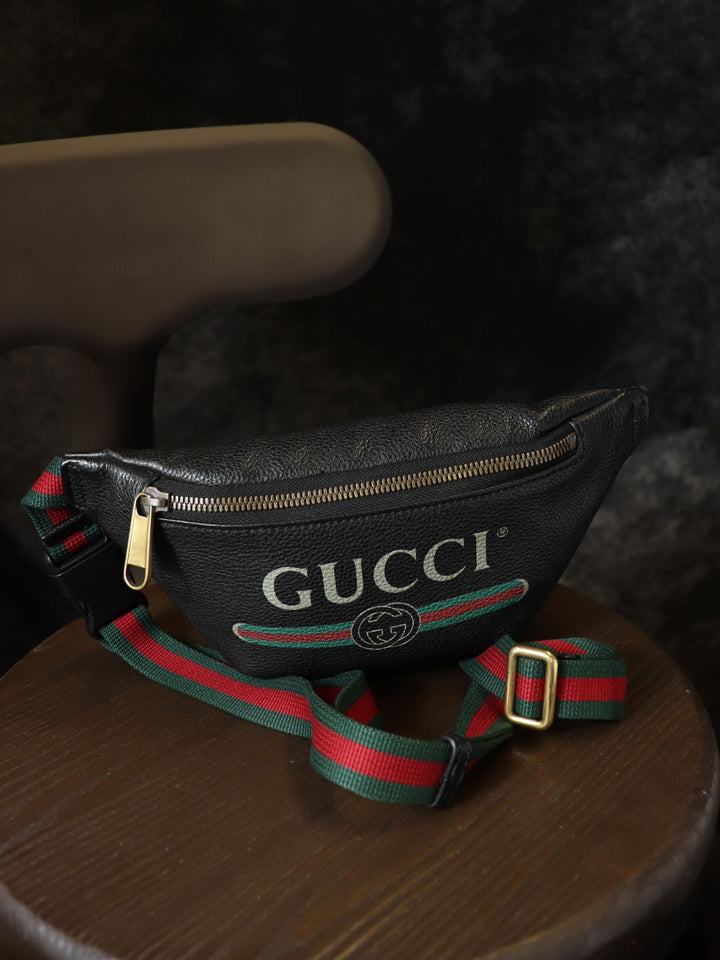 GUCCI グッチ 527792 ウエストバッグ ボディバッグ ウエストポーチ 小さい シェリーライン ブラック レザー