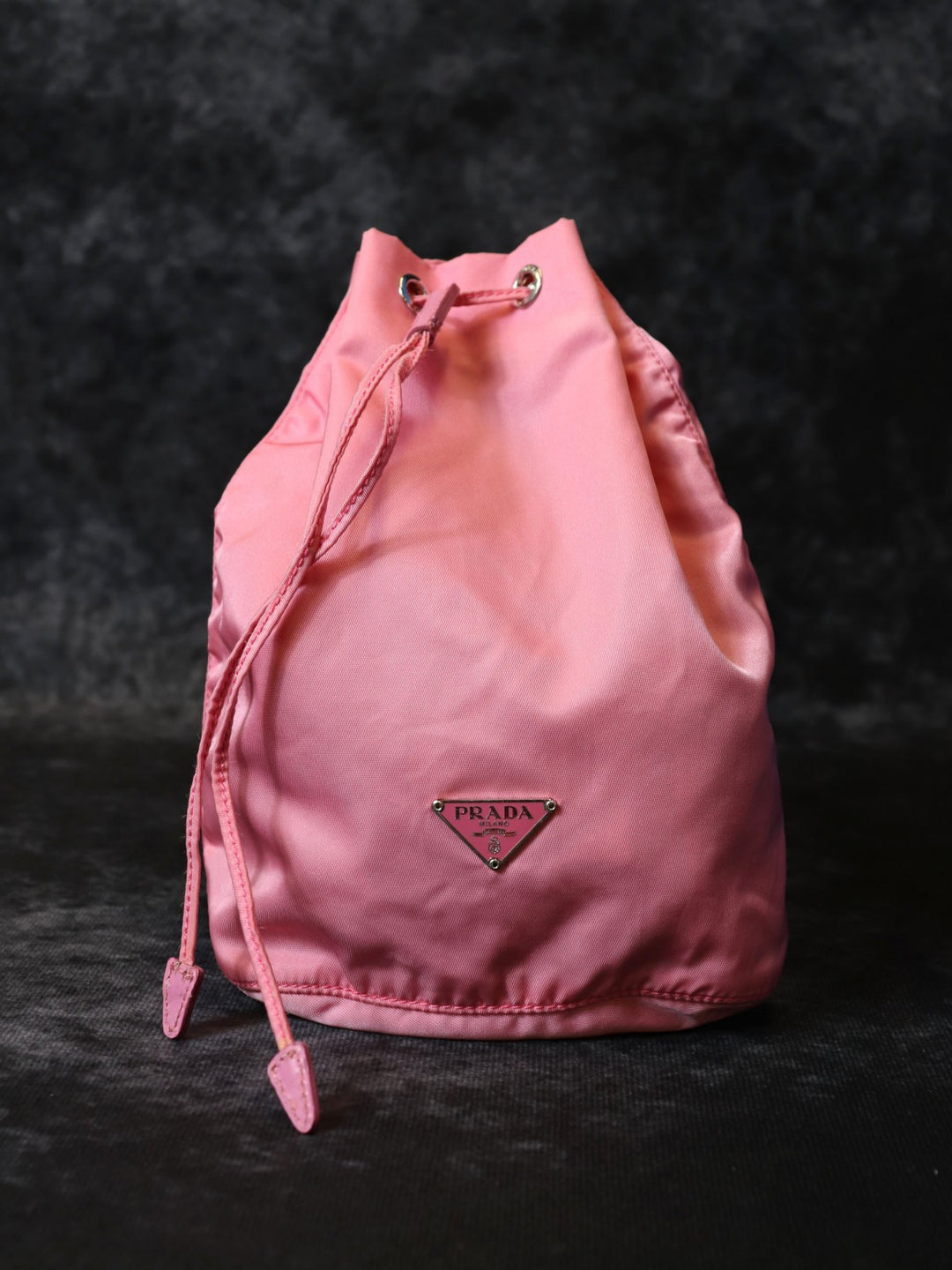 PRADA プラダ ポーチ 巾着 ハンドバッグ ナイロン ピンク ブランド