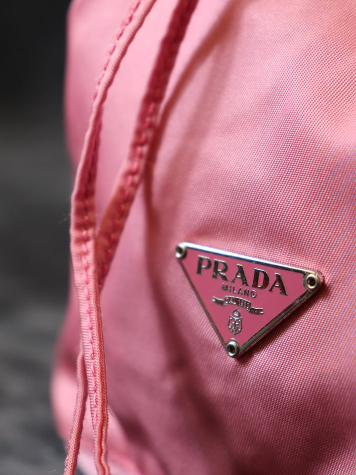 PRADA プラダ ポーチ 巾着 ハンドバッグ ナイロン ピンク ブランド