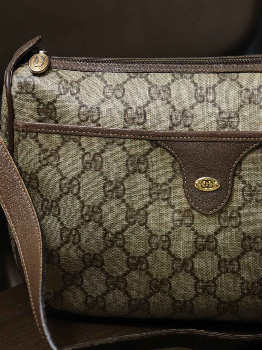 GUCCI グッチ 001 115 6106 ショルダーバッグ 斜め掛け GGスプリームキャンバス オールドグッチ ブラウン