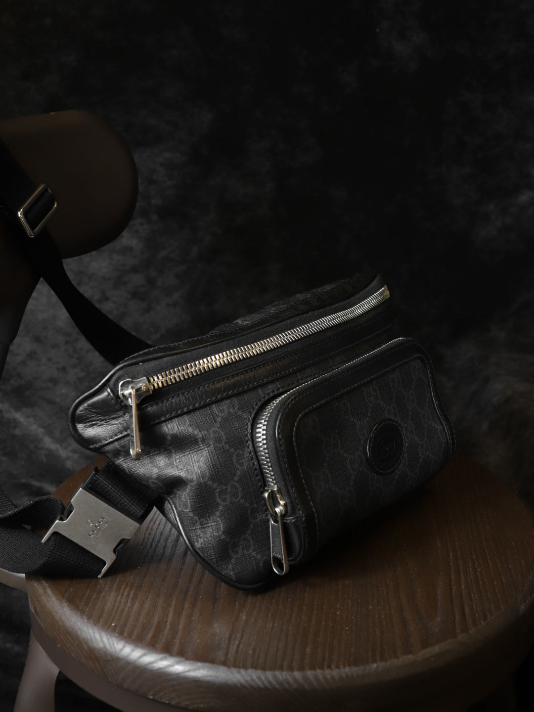 GUCCI グッチ 733240 GGスプリーム ラージ ウエストバッグ ポーチ ボディバッグ ベルトバッグ レザー ブラック